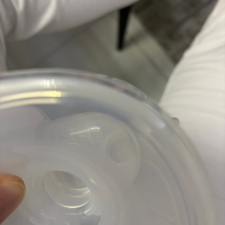 Mochi Göğüs Pompası Valf Parçası Eksik Kullanılamıyor