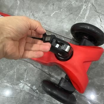 Kısa Sürede Kırılan Mini Scooter İçin Üretim Hatası Şikayeti