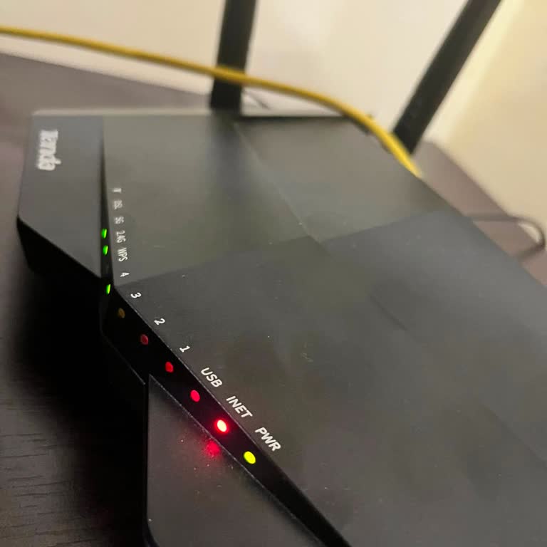 TurkNet Ev İnterneti Sürekli Kopuyor, Kalıcı Çözüm Talep Ediyorum
