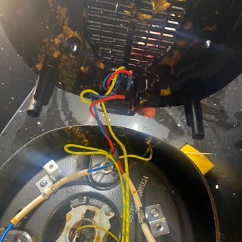 Patlamış Philips Buharlı Pişiricinin Servis Dönüşü Olmaması Ve Değişim Talebi