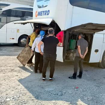 Metro Turizm Otobüs Arızası Sonrası Şoför Hakaretleri Ve Yetersiz Yardım