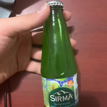 Sırma Gazlı İçecekte Şişe İçinde Siyah Nokta Ve Sağlık Endişesi
