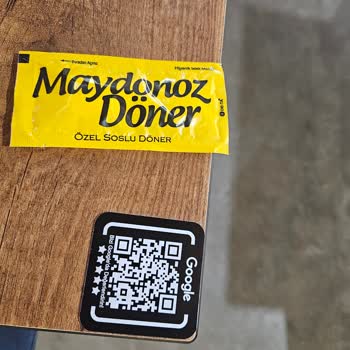 QR Kodunun Kumar Ve Müstehcen İçeriklere Yönlendirmesi Ve Gizli Konumlandırılması