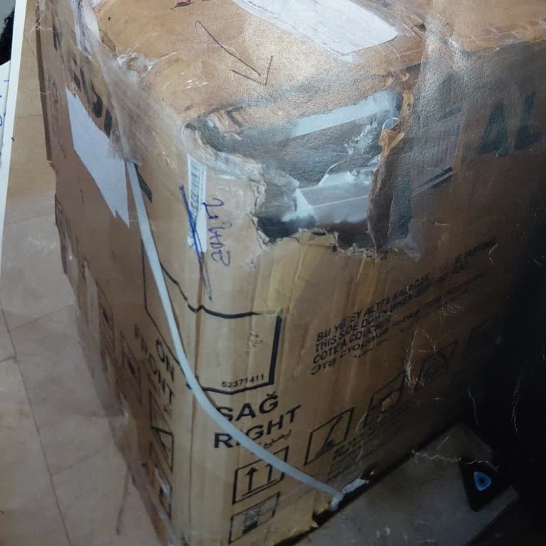 Üçüncü Teslimatta Derin Dondurucu Ağır Hasar Gördü PTT Kargo Sorumluluğunu Kabul Etmeli