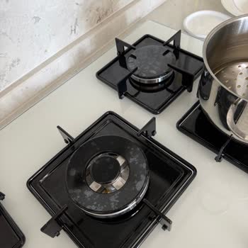 Bosch Ocağındaki Lekelenme Sorunu Garanti Kapsamında Çözülmedi