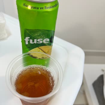 Fuse Tea Mango Ananas Çayında Beyaz Parçalar Çıktı