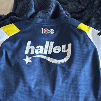 Fenerium'dan Aldığım Orijinal Puma Forma Baskılarının Hızla Soyulması