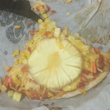 Metro Grossmarket Bozuk Döner, Çorbalık Kemik Ve Ananas Ürünleri