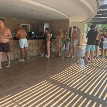 Horus Paradise Luxury Resort'ta Su Sağlanamaması Nedeniyle Ücret İadesi Talebi