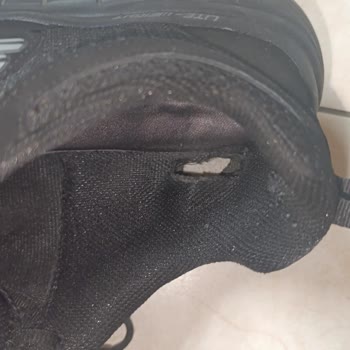 Skechers Ayakkabısında Kısa Sürede Açılma Sorunu Ve A101 Ekstra’nın Çözüm Yetersizliği