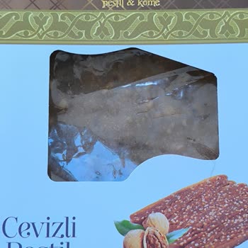 Kral Pestil İçinden Yabancı Bir Cisim Çıkması