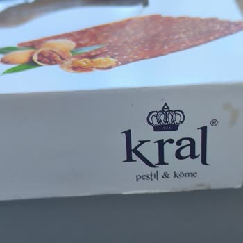 Kral Pestil İçinden Yabancı Bir Cisim Çıkması