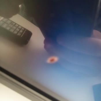 Üç Ay İçinde Ekran Çatlağı Ve Garanti Reddi
