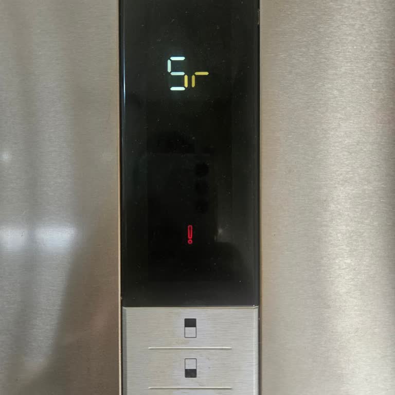 Vestel Buzdolabında Tekrarlayan 'Sr' Hatası Ve Servis İhmaline Karşı Tazmin Talebi