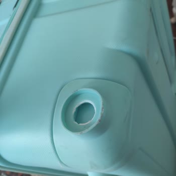 İvs Valiz Tekerleği Alt Takımıyla Birlikte Yolculuk Sırasında Aniden Koptu