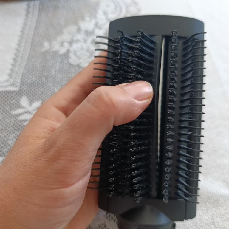 Dyson Airwrap Saç Düzleştirici Başlığındaki Tellerin Çıkması Ve Garanti Dışı Tutumu
