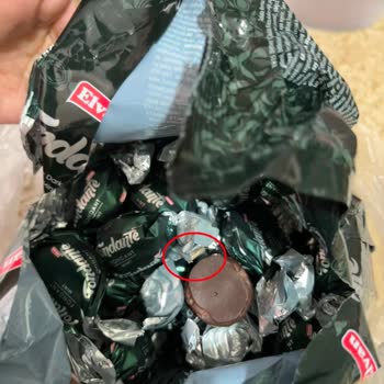 Elvan Fondante Mint Çikolatasının İçinde Kelebekler