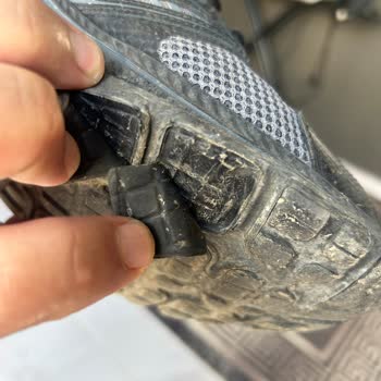 Skechers Ayakkabısında Üretim Kusuru Ve Haksız Kullanıcı Hatası İddiası