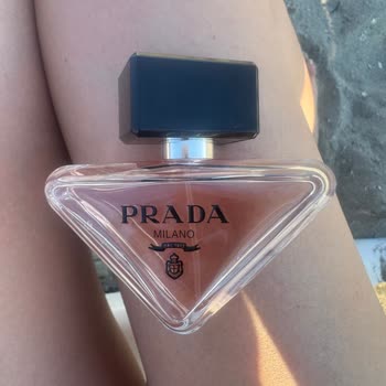Prada Parfümünün Kalıcılığı İddiaları Gerçeği Yansıtmıyor