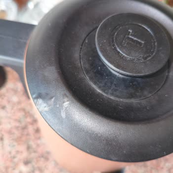 Garanti Kapsamında Çaycıdaki Lekeler Ve Deforme Kapağa Ücretsiz Çözüm Talebi
