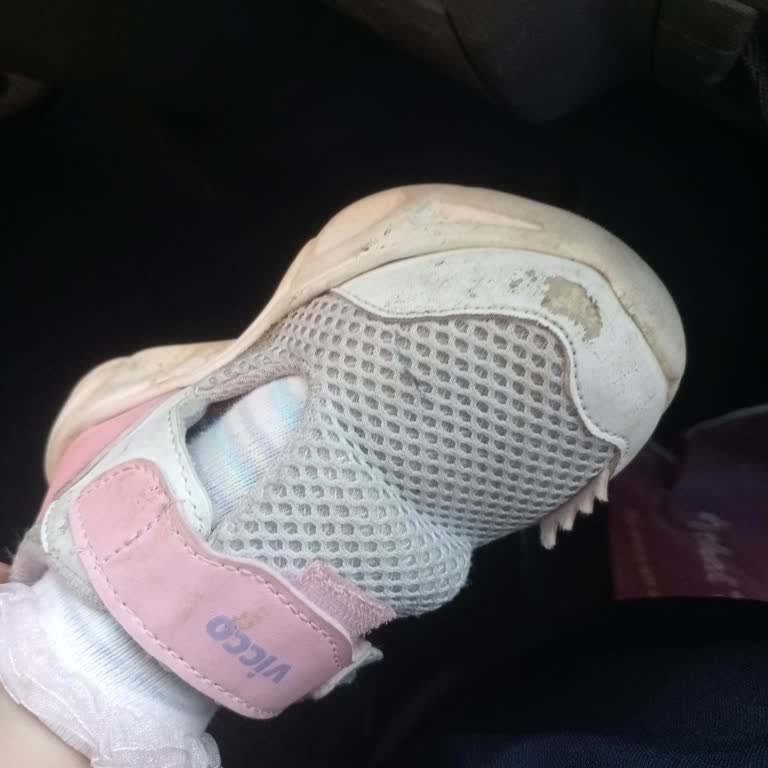 Vicco Bebek Ayakkabısında Hızlı Yırtılma Ve Satıcıdan Cevap Yok