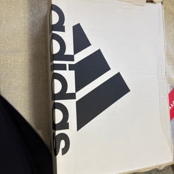 Nike Ayakkabı Yanlış Marka Kutu Ve Hasarlı Gönderim, Değişim Talebi