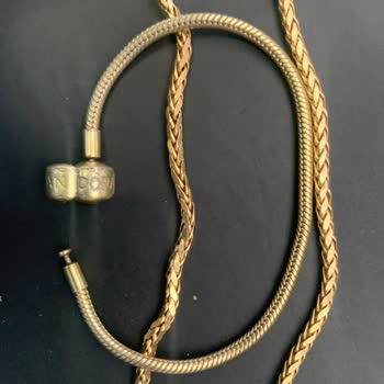 Pandora Gold-Plated Bracelet Lost Its Color in a Short Time