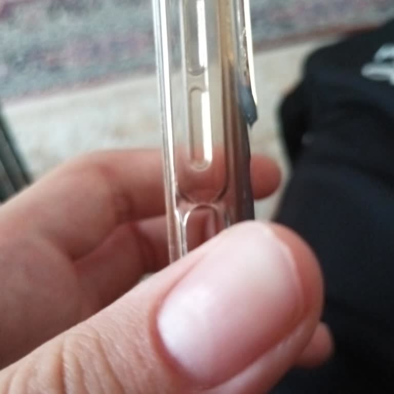 Omix O1 Icon Overheats and Has Charging Problems
