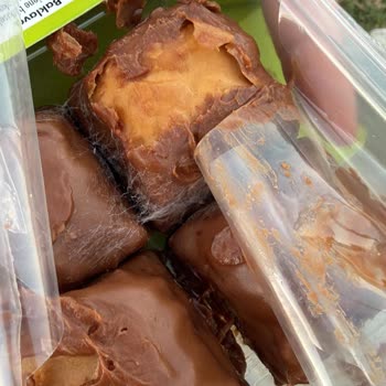 Küflü Çikolatalı Baklava Satışı Ve İade Reddi