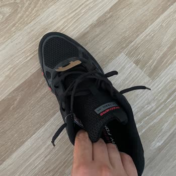 Kullanılmış Skechers Ayakkabı Ve Kaba Müşteri Temsilcisine İade Teklifi Yetersiz