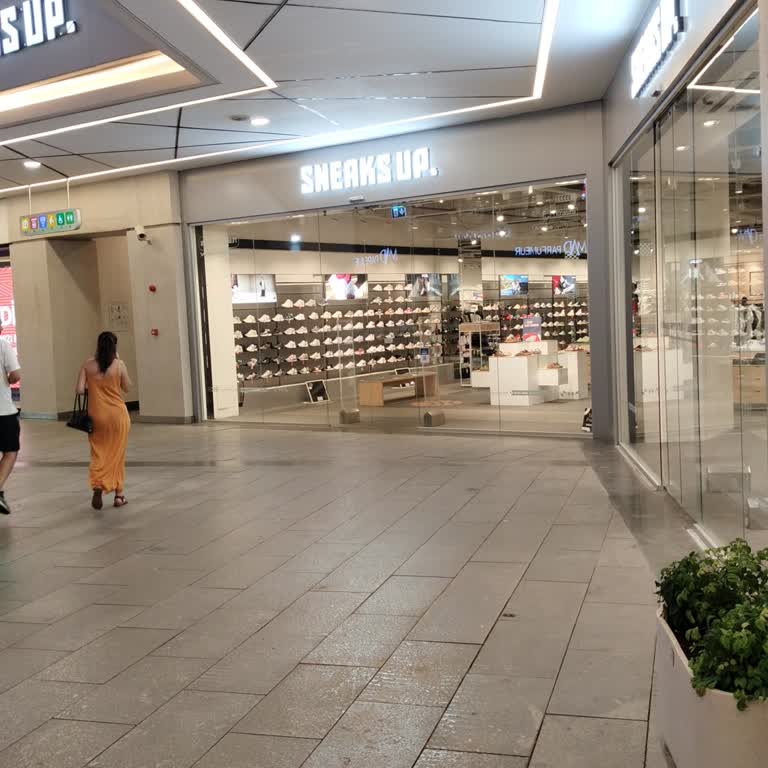 Mağaza Personelinin Kaba Davranışıyla İlgili Şikayet