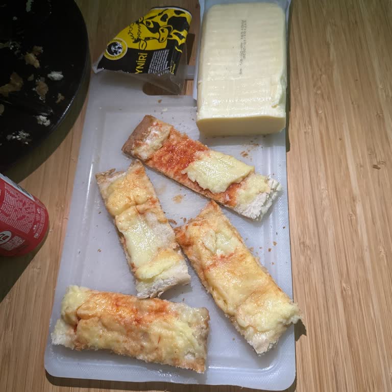 Gündoğdu Kaşar Peynirinin Tostta Erimemesi Ve Parçalanması