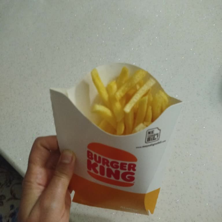Kova Boy Tırtıklı Patates Yerine Orta Boy Normal Patates Gönderildi