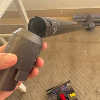 Dyson V15 Boru Kırılması Garanti Dışında Bildirildi, 2.000 TL Ücretli Parça Almak Zorunda
