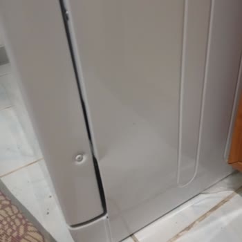 Patlak Ve Çizikli Ürünler İlgisiz Servis Geri Ödeme Ve Mağduriyetim