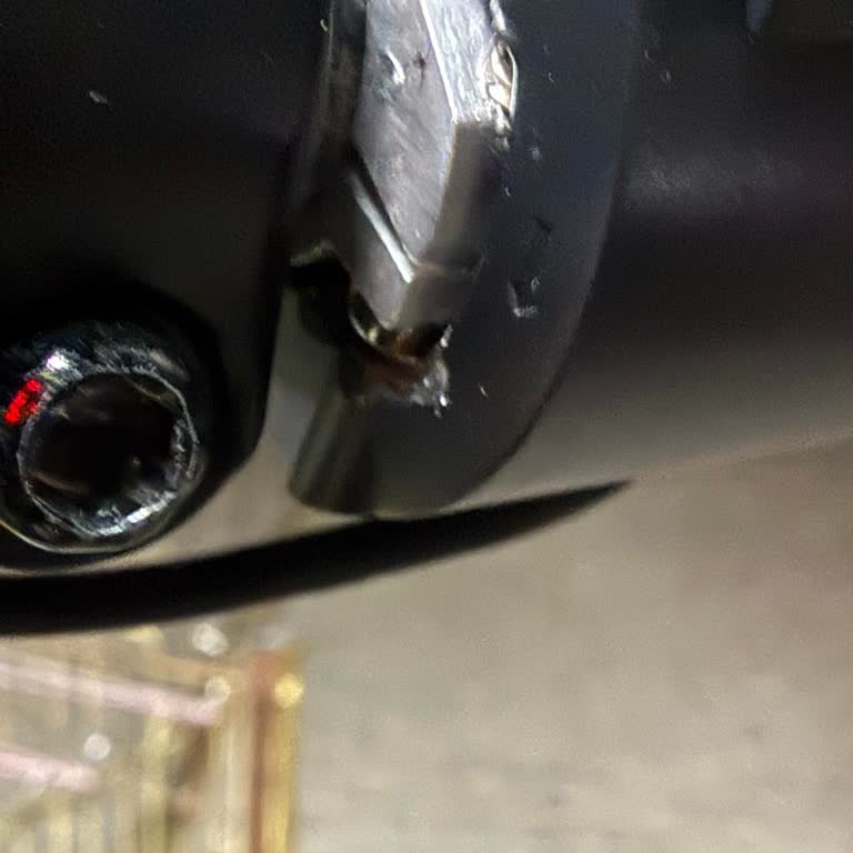 Onvo MX2 Scooter’da Gaz Kolu Civatası Kırılması Kullanıcı Hatası Olarak Sınıflandırıldı