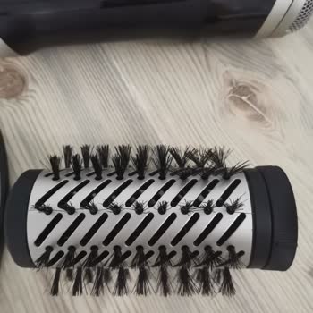 Cepillo de Pelo Rowenta se dobla tras primer uso, exijo devolución