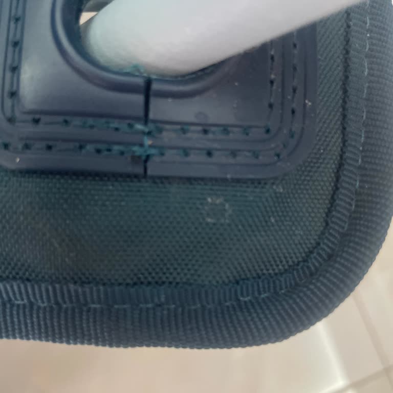 Problemas de calidad en unas sillas plegables Quechua, solicito reembolso