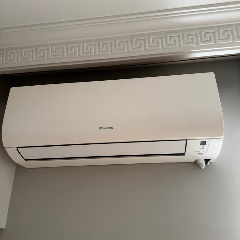 Daikin Sensira 12000 BTU Klimada Gaz Eksiltme Ve Kalıcı Çözüm Talebi