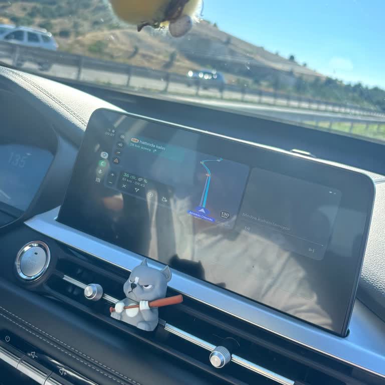 Chery Tiggo 7 Pro'da Multimedya Ekranı Donuyor Ve Boya Atması