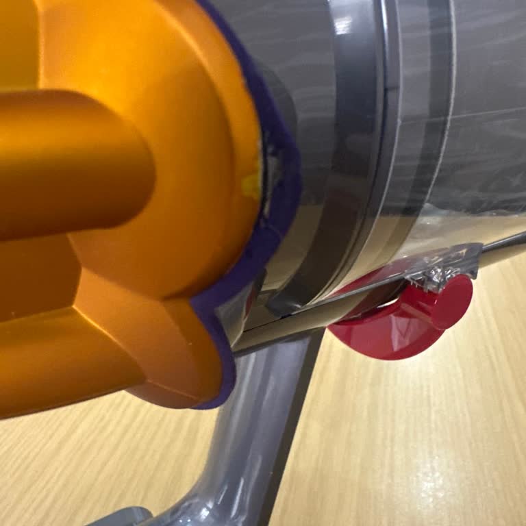 Dyson V12 Subramine'de Tekrarlayan Servis Sorunları Ve Ücretsiz Ürün Değişimi İsteği