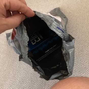 Özensiz Paketleme Nedeniyle Hasarlı Elixir Gitar Telleri Ve Evde Değişim Talebi