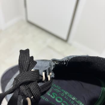 Lacoste Sneaker Bağcık Bölgesinde Kısa Sürede Yırtılma ve Kalite Sorunu
