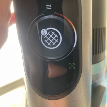 I8 Hatası Ve Çekim Gücü Düşmesi Nedeniyle Philips Aqua 8000 Süpürge'de Ürün Değişimi Talebi