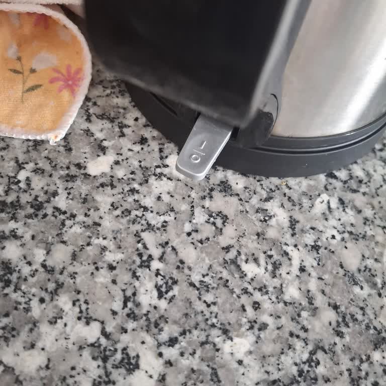 Arzum Çay Makinesinin Tuşu Çözülüyor, Trendyol Ve Üretici Sorumluluk Almıyor