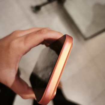 Apple Garanti Kapsamı Dışında Ücret Talebiyle Karşılaşılan Renk Değişimi Sorunu