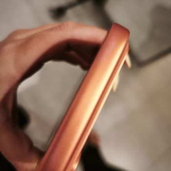 Apple Garanti Kapsamı Dışında Ücret Talebiyle Karşılaşılan Renk Değişimi Sorunu