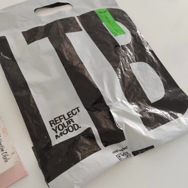 Boş Pakette Bluz Eksikliği Ve Uzun Süreli Cevapsızlık