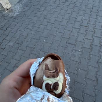 Bozulmuş Sürpriz Yumurta Çocuğa Satıldı Sağlık Ve Güven Sorunu