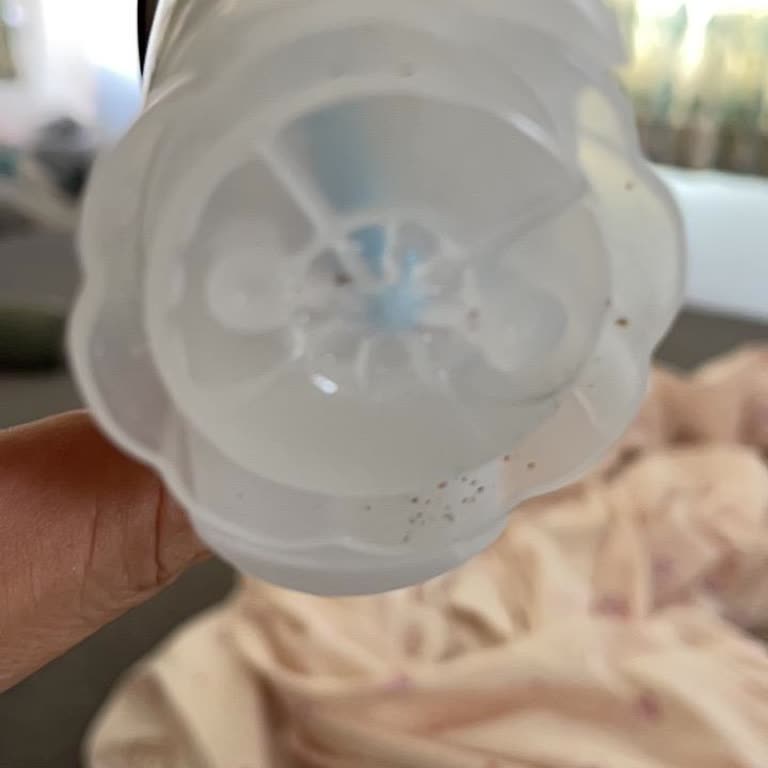 Rexona Men Ürünün Alt Kısmından Yağ Sızması